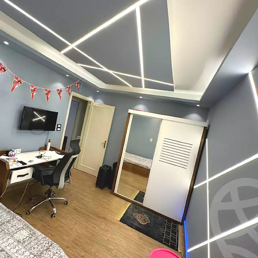 https://aqarmap.com.eg/ar/listing/6999810-for-sale-alexandria-sydy-bshr-sydy-bshr-bhry