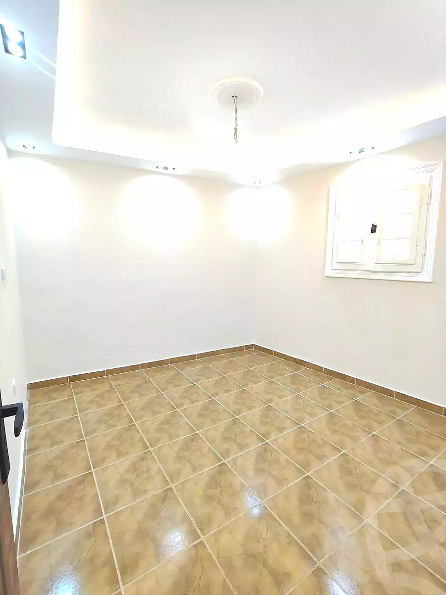 https://aqarmap.com.eg/ar/listing/7000090-for-sale-alexandria-miami-shr-jml-bd-lnsr