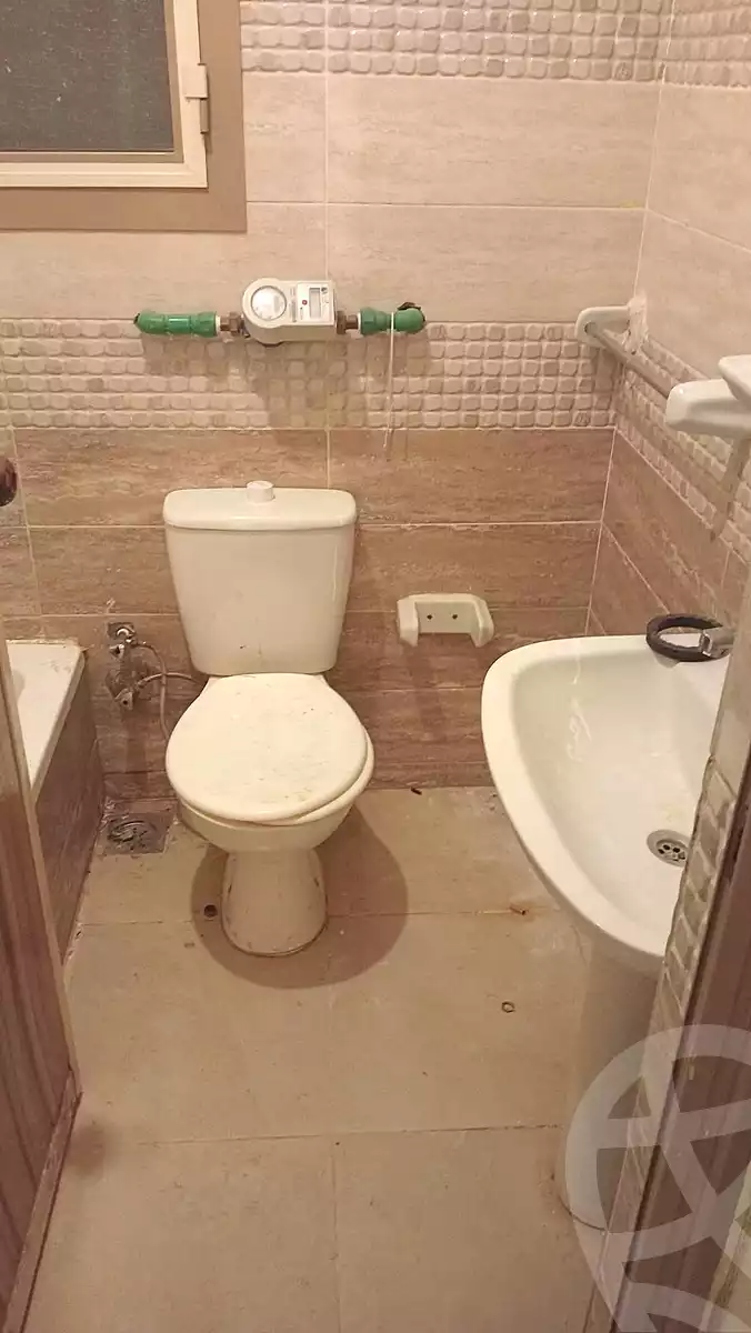 https://aqarmap.com.eg/ar/listing/7000170-for-rent-alexandria-al-agamy-lbytsh