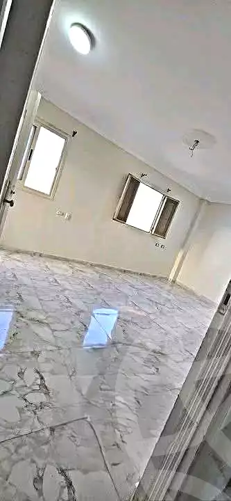 https://aqarmap.com.eg/ar/listing/7000212-for-sale-cairo-helwan-helwan-el-sharkeya-mostafa-safwat-st