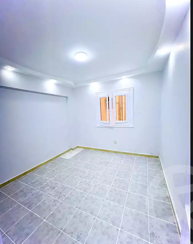 https://aqarmap.com.eg/ar/listing/7000335-for-sale-alexandria-al-agamy-shataa-el-nakheel