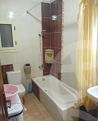 https://aqarmap.com.eg/ar/listing/7000588-for-rent-alexandria-al-agamy-lbytsh-bianchiii