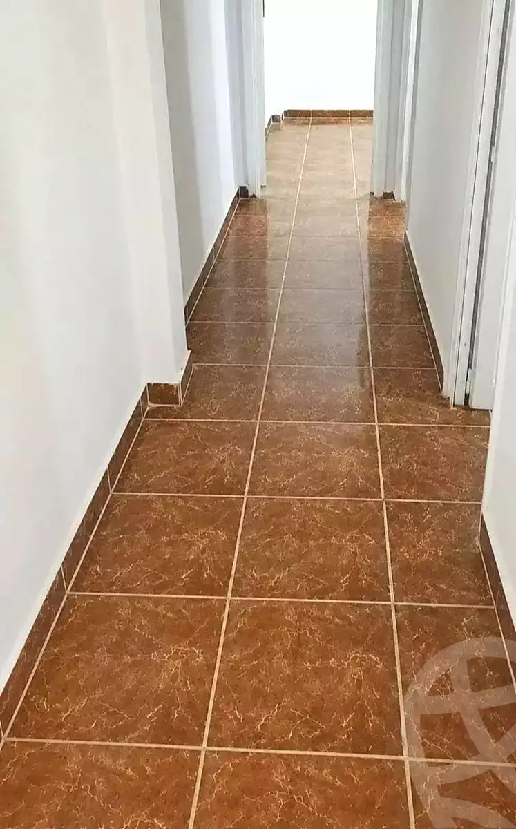 https://aqarmap.com.eg/ar/listing/7000646-for-sale-alexandria-el-asafra-shr-45