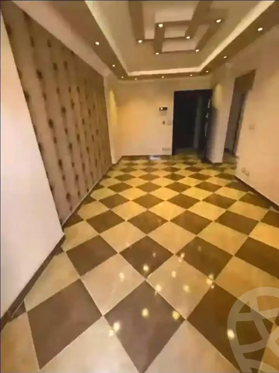 https://aqarmap.com.eg/ar/listing/7000728-for-sale-alexandria-sydy-bshr-sydy-bshr-bhry-khalil-hamada-st