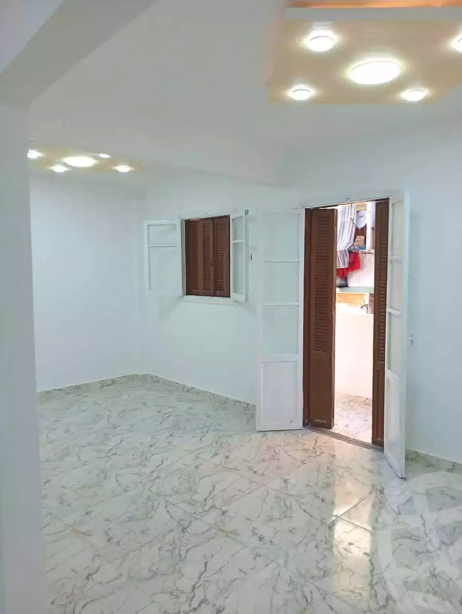 https://aqarmap.com.eg/ar/listing/7000770-for-sale-alexandria-sydy-bshr-sydy-bshr-qbly-lamai-st