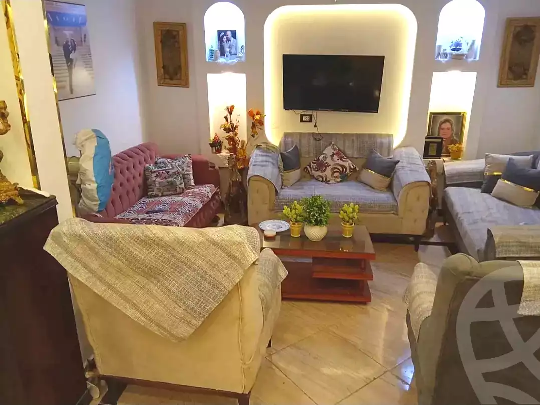 https://aqarmap.com.eg/ar/listing/7000807-for-sale-alexandria-moharram-bey