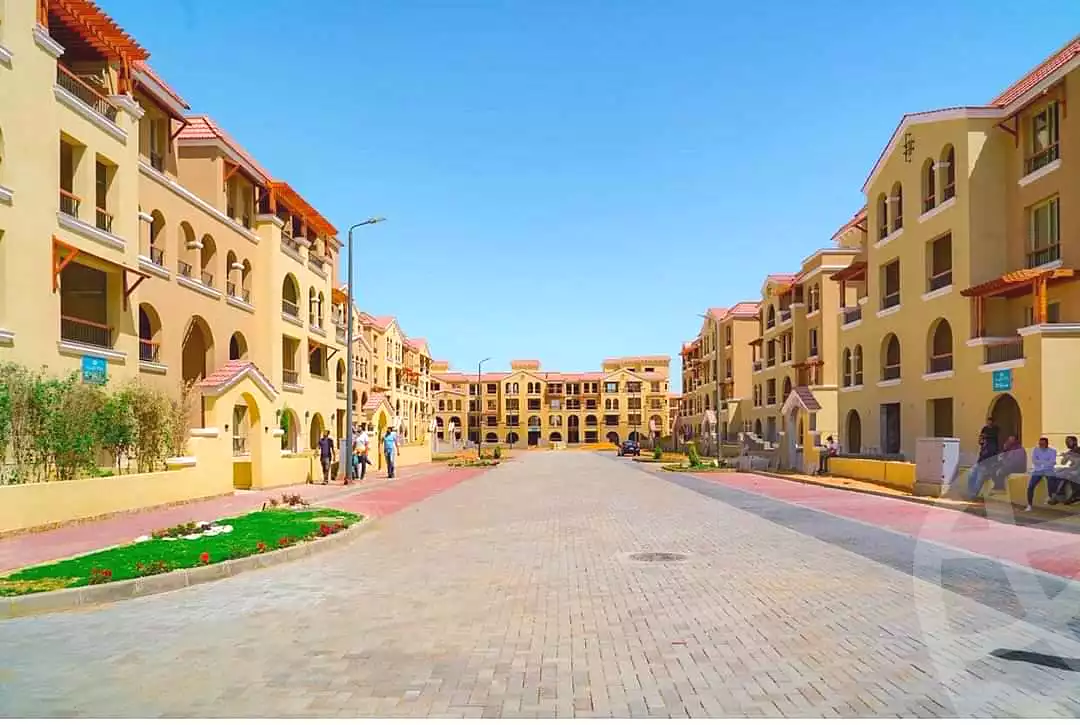 https://aqarmap.com.eg/en/listing/7000944-for-sale-cairo-el-shorouk-compounds-maadi-view