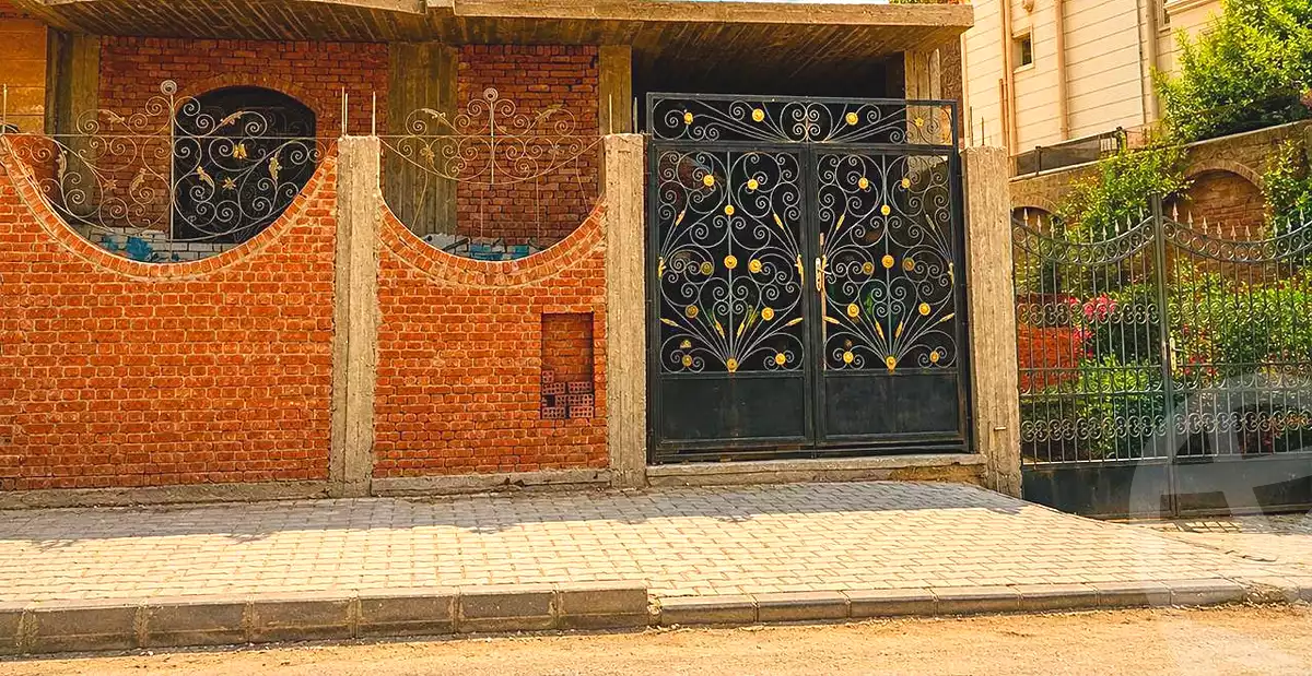 https://aqarmap.com.eg/en/listing/7001043-for-sale-cairo-15th-of-may