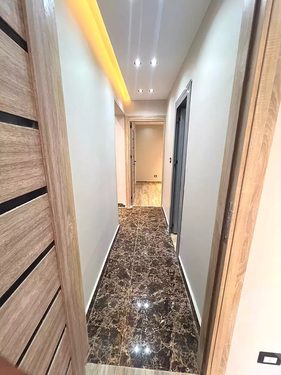 https://aqarmap.com.eg/ar/listing/7001162-for-sale-alexandria-al-agamy-lbytsh