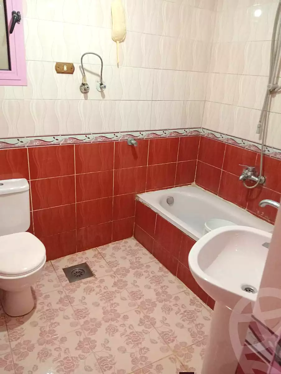 https://aqarmap.com.eg/en/listing/7001592-for-sale-alexandria-el-mandara-alex-el-mandara-bahri-nemat-allah-st