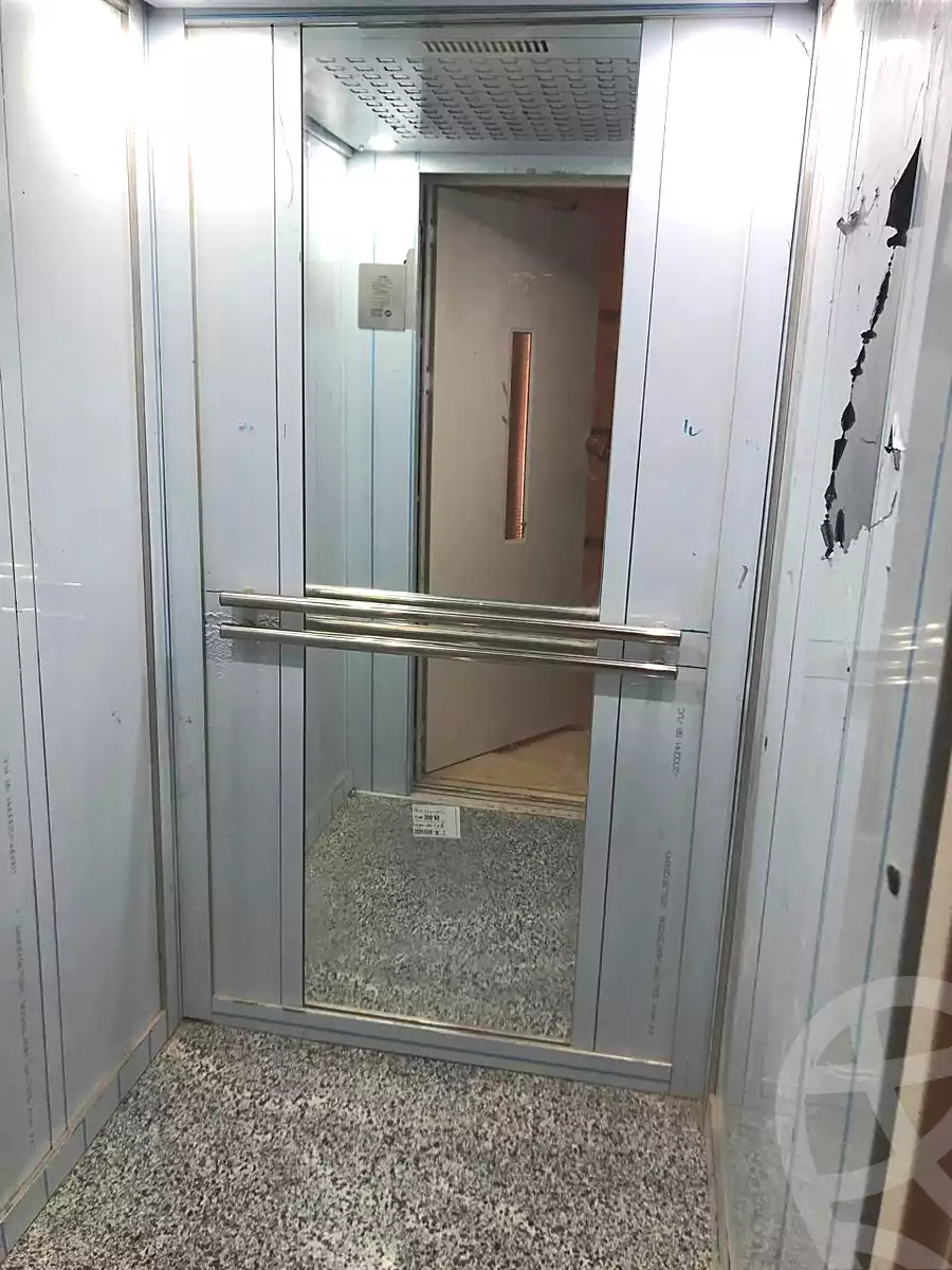 https://aqarmap.com.eg/ar/listing/6993356-for-sale-alexandria-borg-el-arab-compounds-in-borg-el-arab-sumed-residence-compound