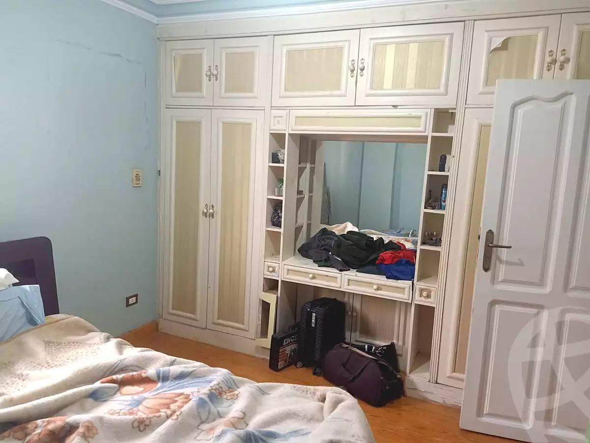 https://aqarmap.com.eg/ar/listing/7001740-for-sale-cairo-mokattam-lhdb-l-ly-hy-lqswr