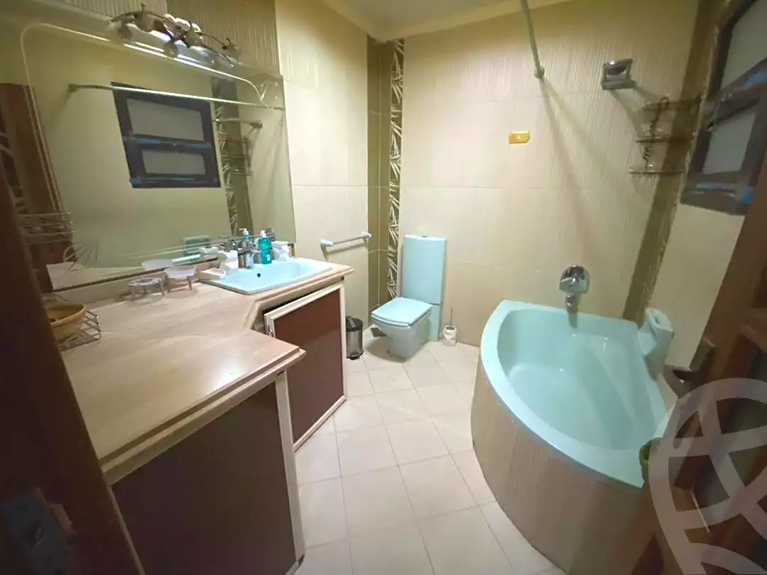 https://aqarmap.com.eg/en/listing/7001848-for-rent-cairo-new-cairo-lrhb-city-group-97