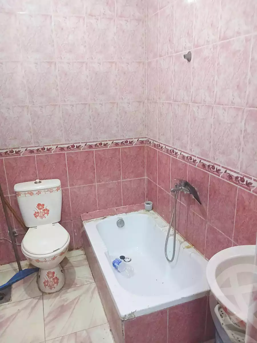 https://aqarmap.com.eg/ar/listing/7002271-for-sale-alexandria-al-agamy-el-hanouvel