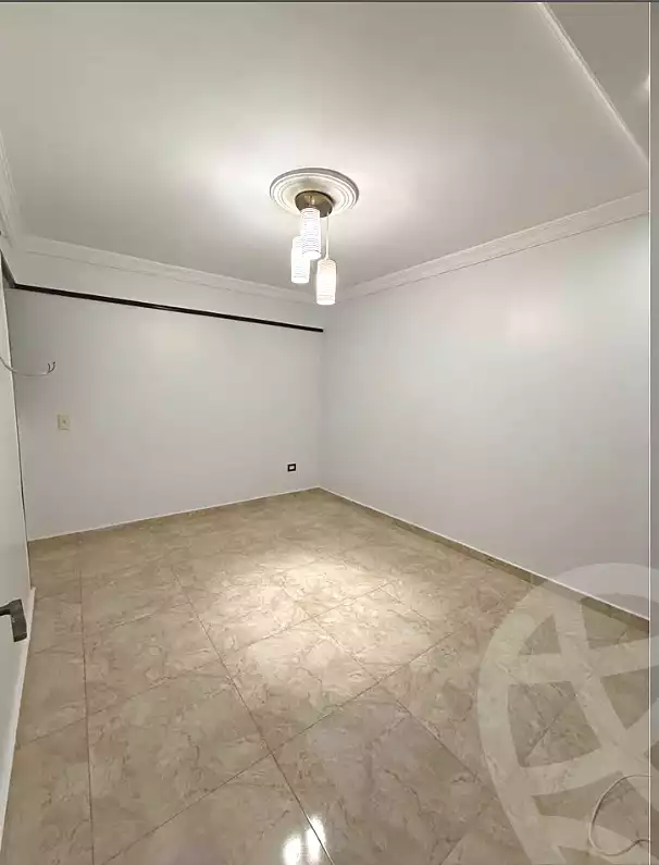 https://aqarmap.com.eg/en/listing/7002368-for-sale-alexandria-el-mandara-shr-jml-bd-lnsr
