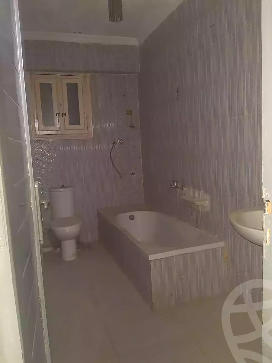 https://aqarmap.com.eg/en/listing/7002409-for-sale-alexandria-al-agamy