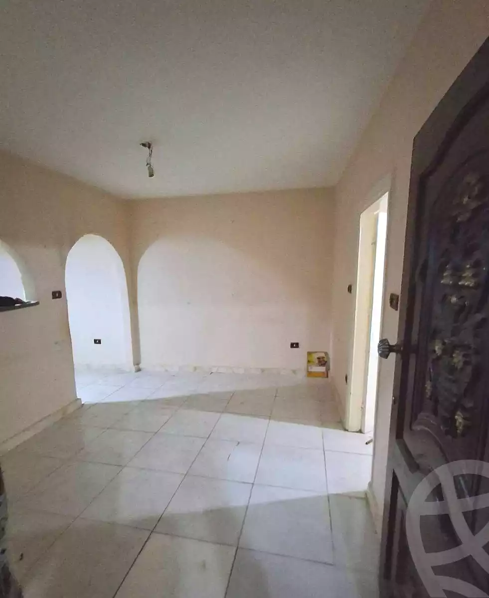 https://aqarmap.com.eg/ar/listing/7002433-for-sale-alexandria-bahray-el-anfoshy-sidi-abou-el-abbas-st