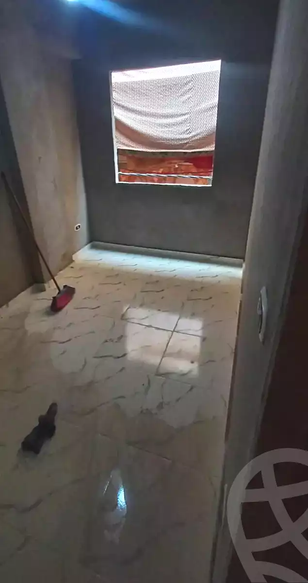 https://aqarmap.com.eg/ar/listing/7002534-for-sale-alexandria-new-miami-eskot