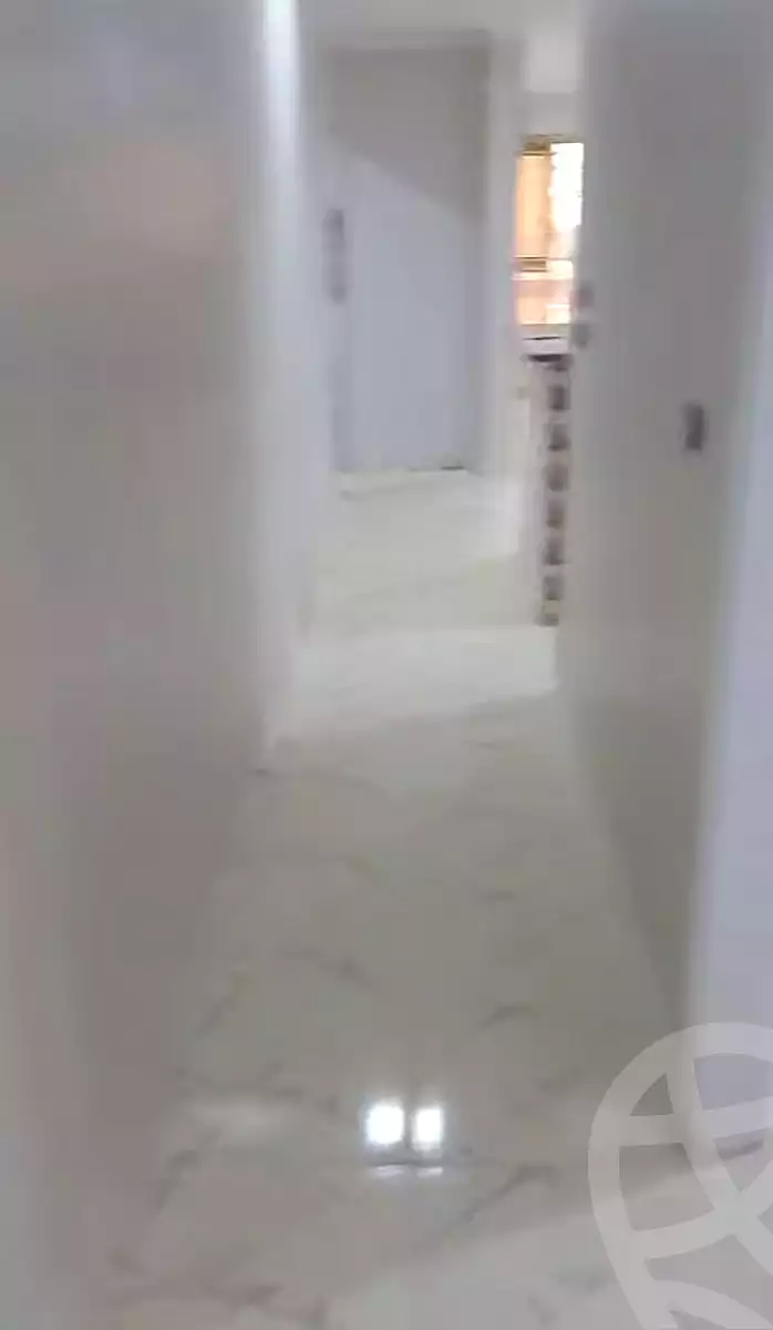 https://aqarmap.com.eg/ar/listing/7003073-for-rent-alexandria-al-agamy-el-hanouvel-el-zahraa-city-st