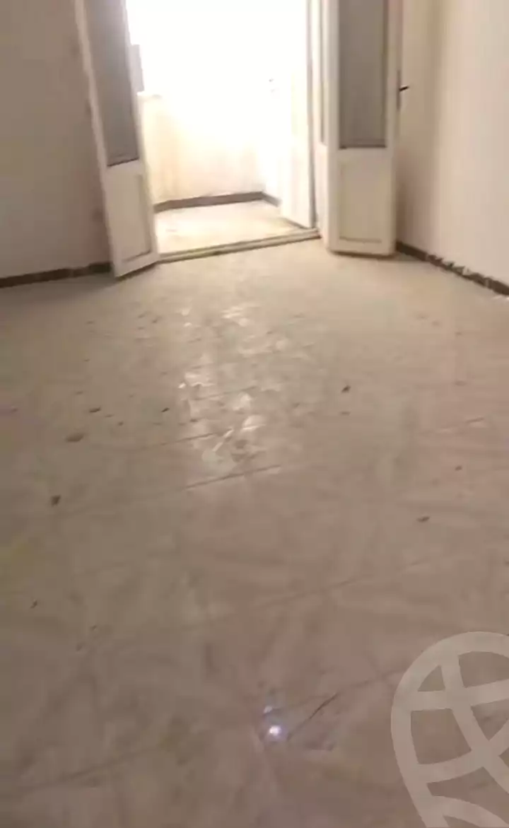 https://aqarmap.com.eg/ar/listing/7003161-for-sale-alexandria-al-agamy-el-hanouvel