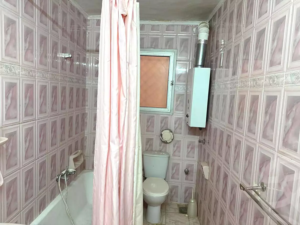 https://aqarmap.com.eg/ar/listing/7003264-for-sale-cairo-ain-shams-ahmed-esmat-st