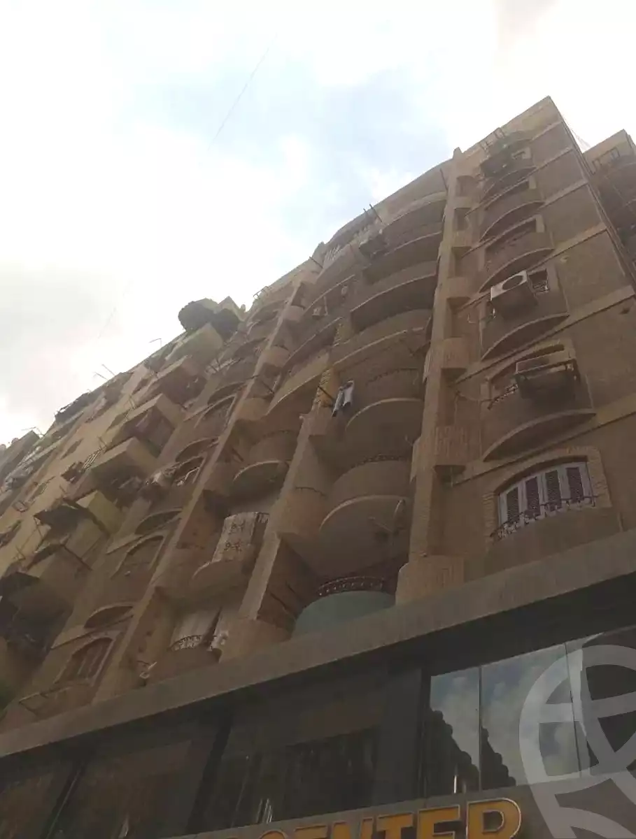 https://aqarmap.com.eg/ar/listing/7003480-for-sale-cairo-el-zaytun-hlmy-lzytwn-shr-ly-bsh