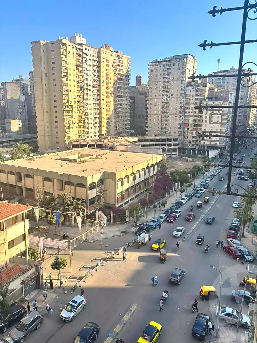 https://aqarmap.com.eg/ar/listing/7003545-for-sale-alexandria-sydy-bshr-sydy-bshr-bhry-shr-mhmwd-l-yswy