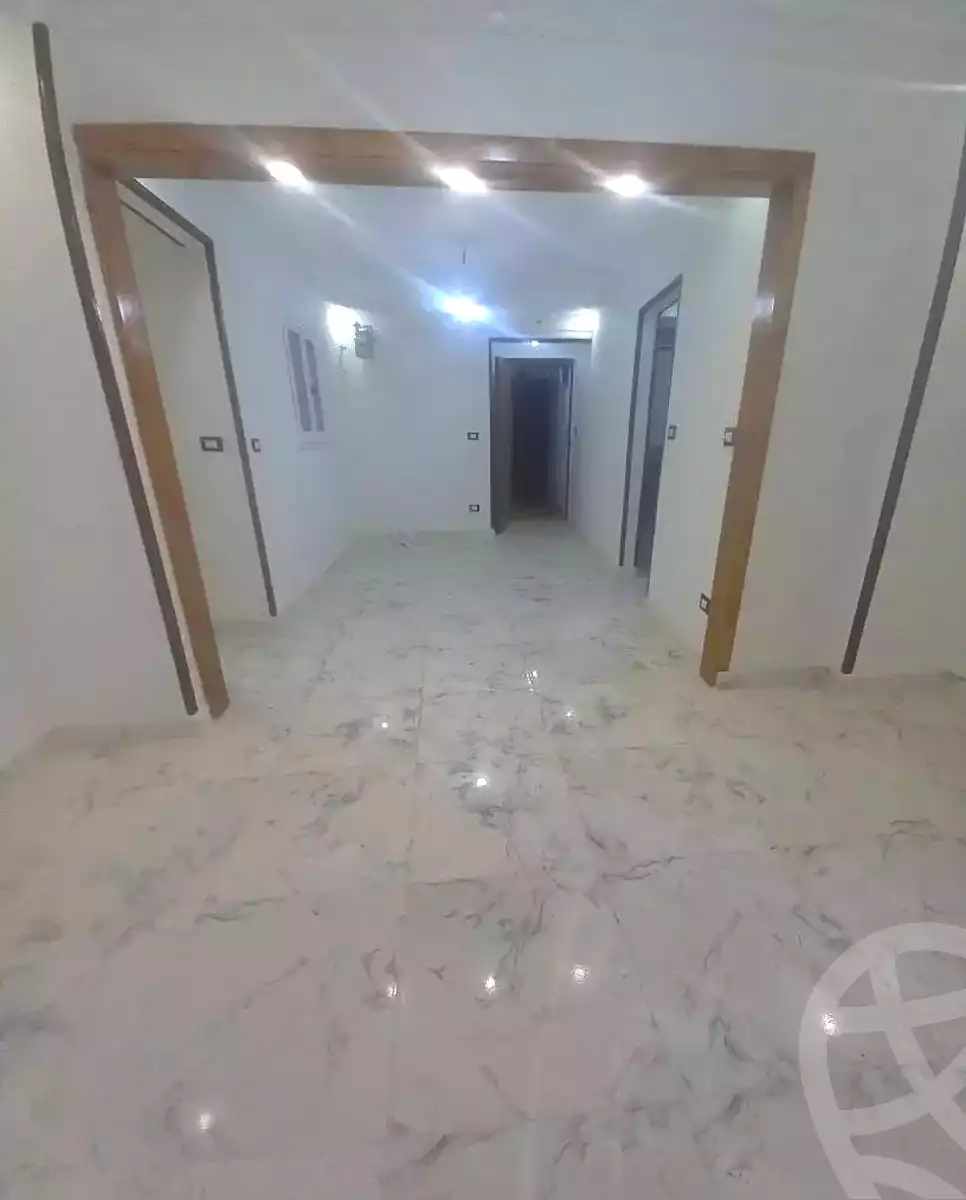 https://aqarmap.com.eg/ar/listing/7003574-for-rent-alexandria-el-mandara-shr-jml-bd-lnsr