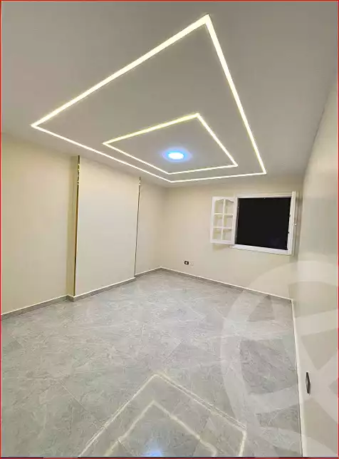 https://aqarmap.com.eg/ar/listing/7003655-for-sale-alexandria-sydy-bshr-sydy-bshr-bhry-shr-mhmwd-l-yswy