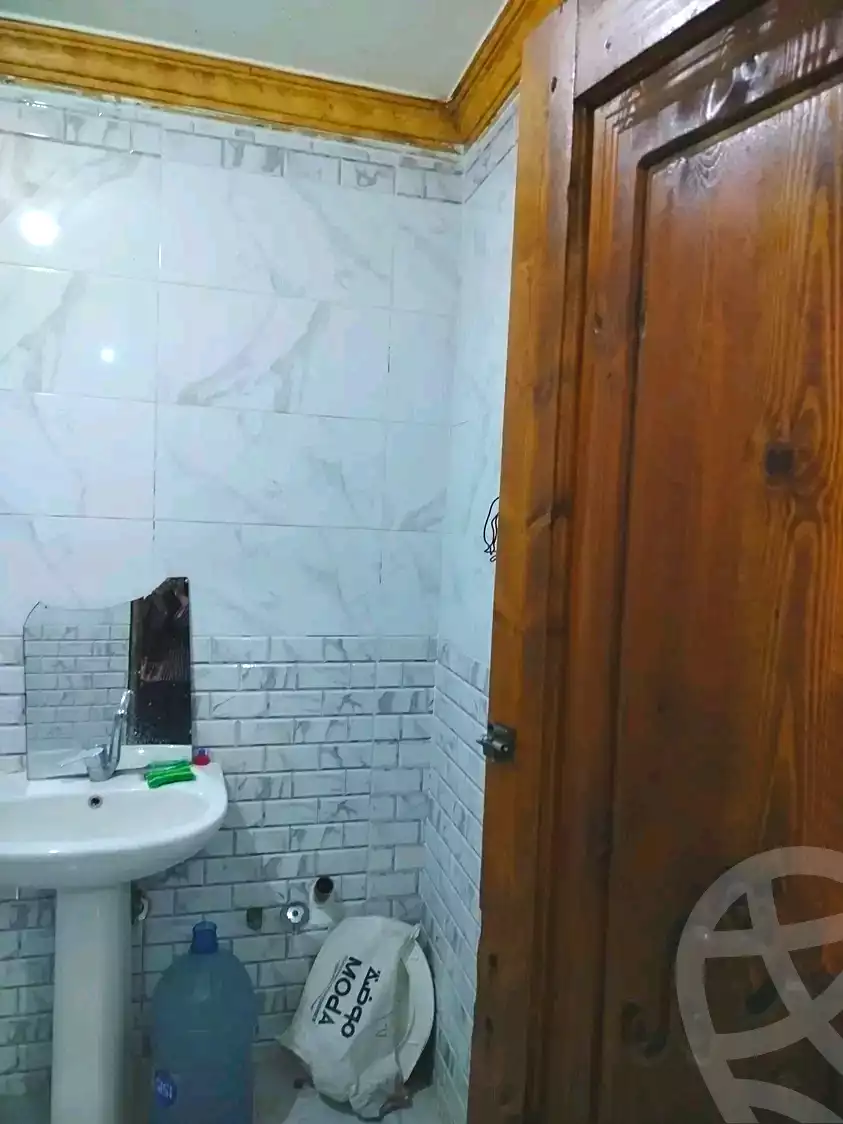 https://aqarmap.com.eg/en/listing/7003746-for-rent-cairo-ain-shams-ahmed-esmat-st