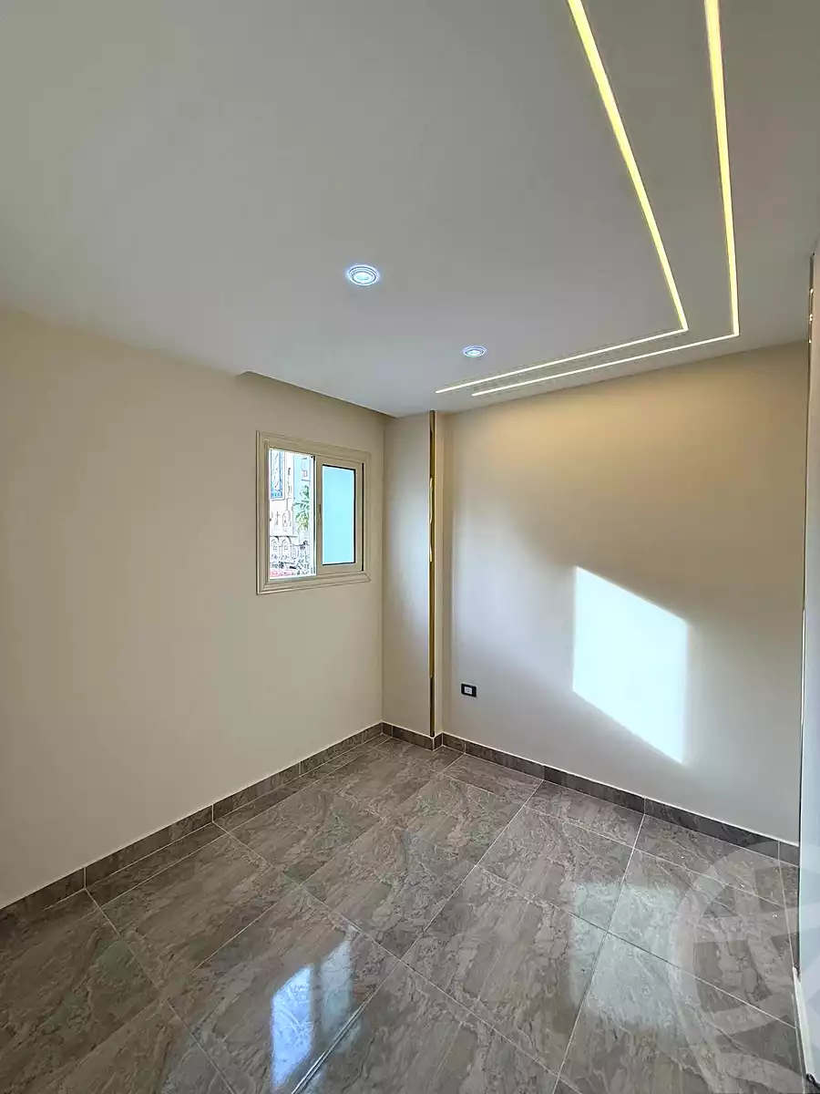 https://aqarmap.com.eg/ar/listing/7003966-for-sale-alexandria-sydy-bshr-sydy-bshr-bhry-khalil-hamada-st