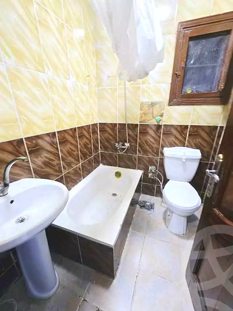 https://aqarmap.com.eg/ar/listing/7004161-for-sale-alexandria-al-agamy-shataa-el-nakheel