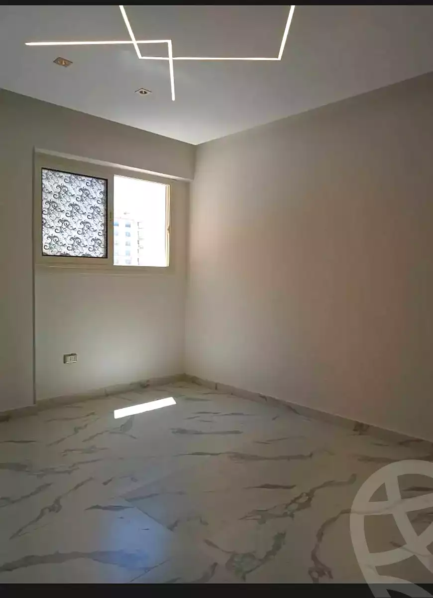 https://aqarmap.com.eg/ar/listing/7004183-for-sale-alexandria-el-asafra-l-sfr-bhry