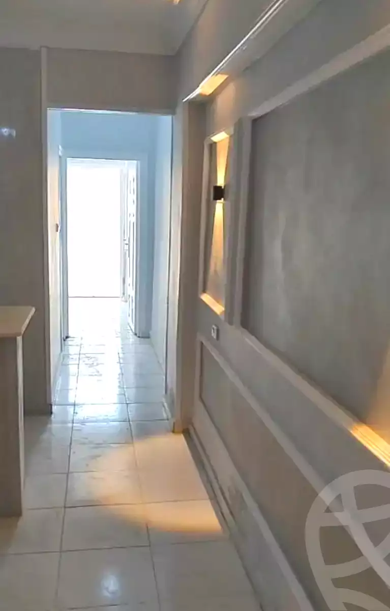 https://aqarmap.com.eg/ar/listing/7004189-for-sale-alexandria-al-agamy-el-hanouvel