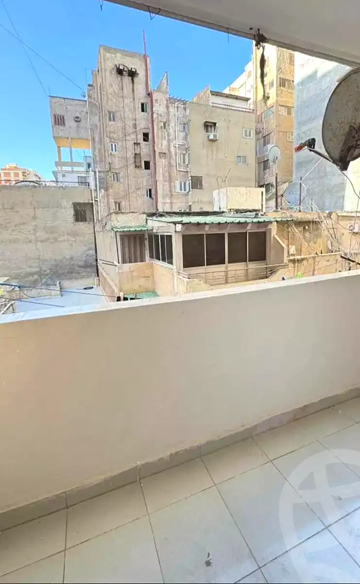 https://aqarmap.com.eg/en/listing/7004219-for-sale-alexandria-ganaklis