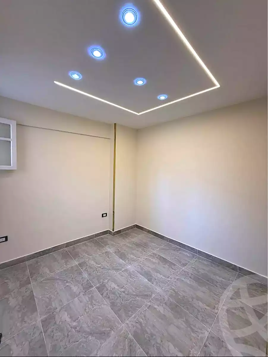 https://aqarmap.com.eg/ar/listing/7004457-for-sale-alexandria-sydy-bshr-sydy-bshr-bhry-khalil-hamada-st