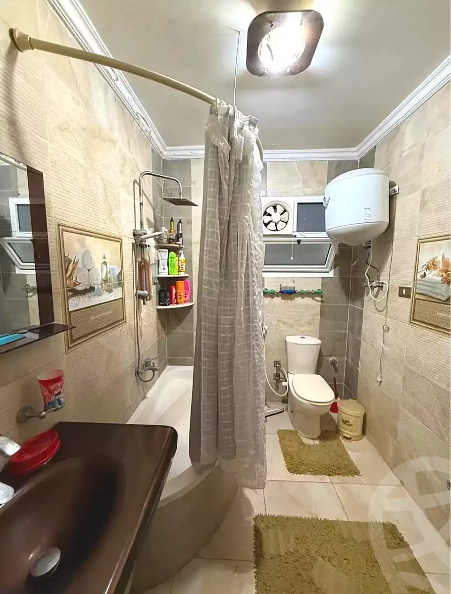 https://aqarmap.com.eg/ar/listing/7004461-for-sale-alexandria-sydy-bshr-sydy-bshr-bhry-shr-mhmwd-l-yswy