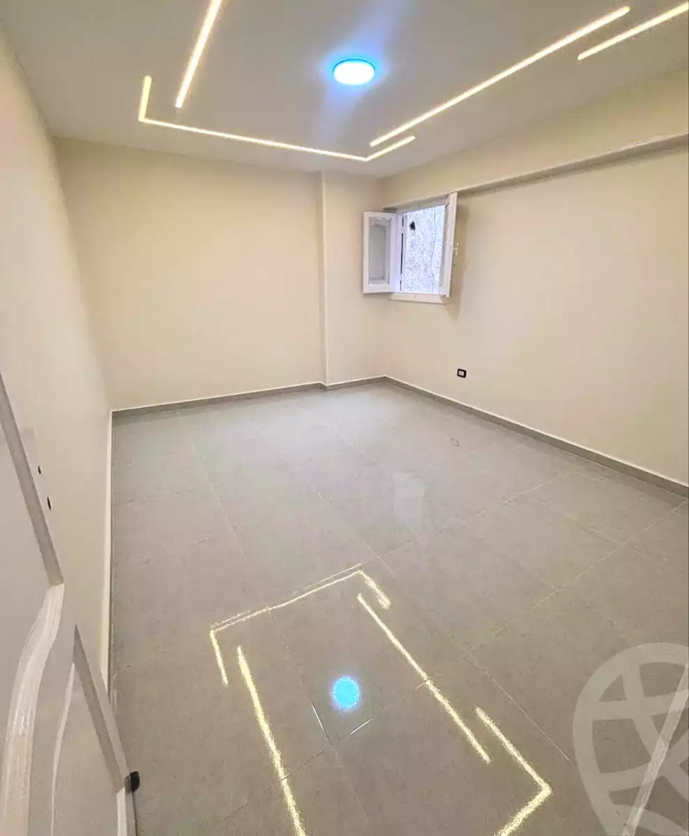 https://aqarmap.com.eg/en/listing/7004788-for-sale-alexandria-sydy-bshr-sydy-bshr-bhry