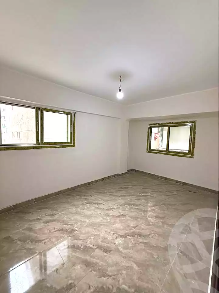 https://aqarmap.com.eg/ar/listing/7004844-for-sale-alexandria-sydy-bshr-sydy-bshr-bhry-street-16