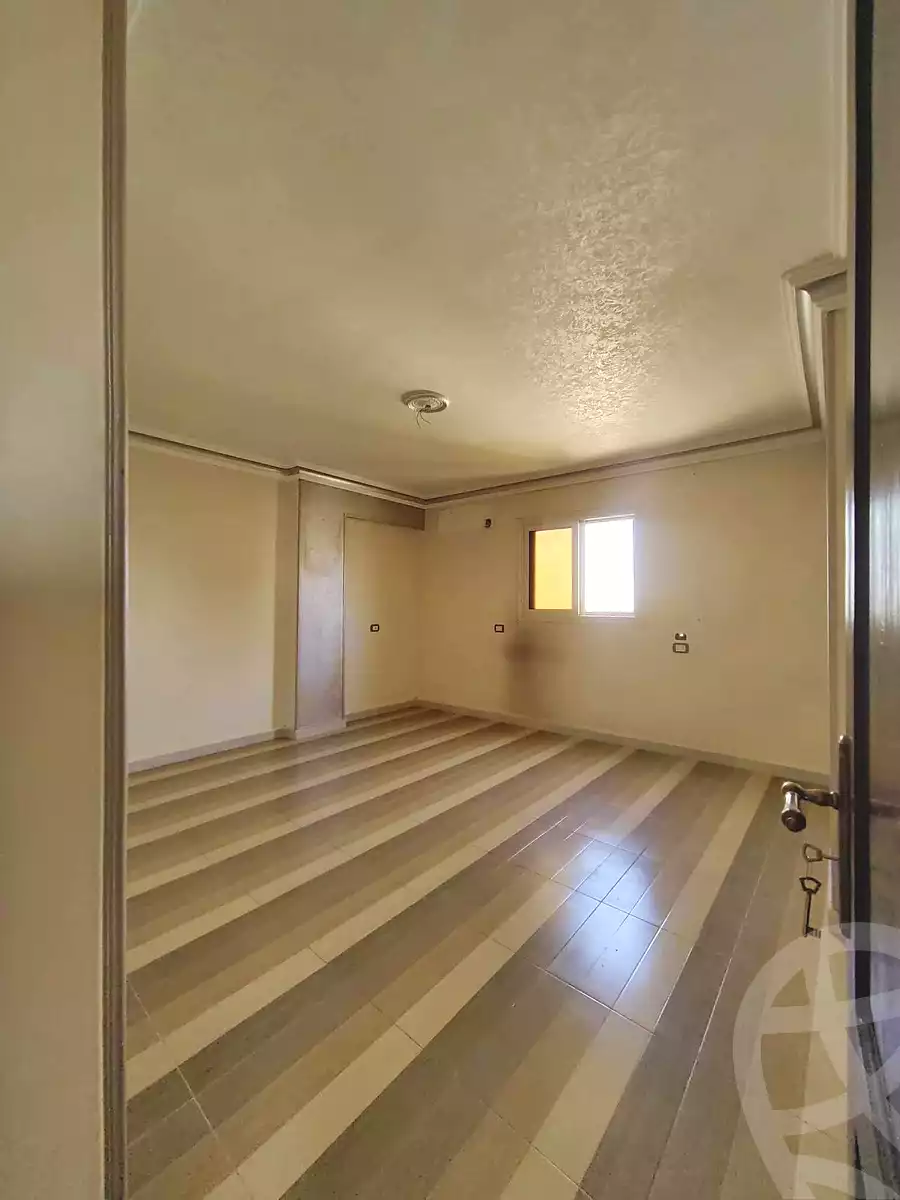 https://aqarmap.com.eg/en/listing/7004940-for-sale-cairo-ain-shams-ahmed-esmat-st