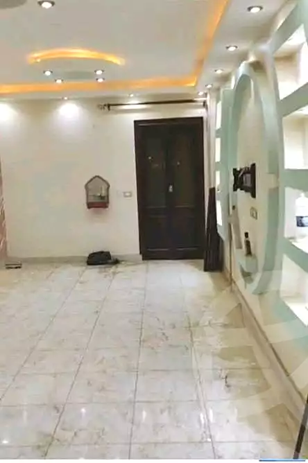 https://aqarmap.com.eg/ar/listing/7005021-for-sale-cairo-ain-shams-yn-shms-lgrby
