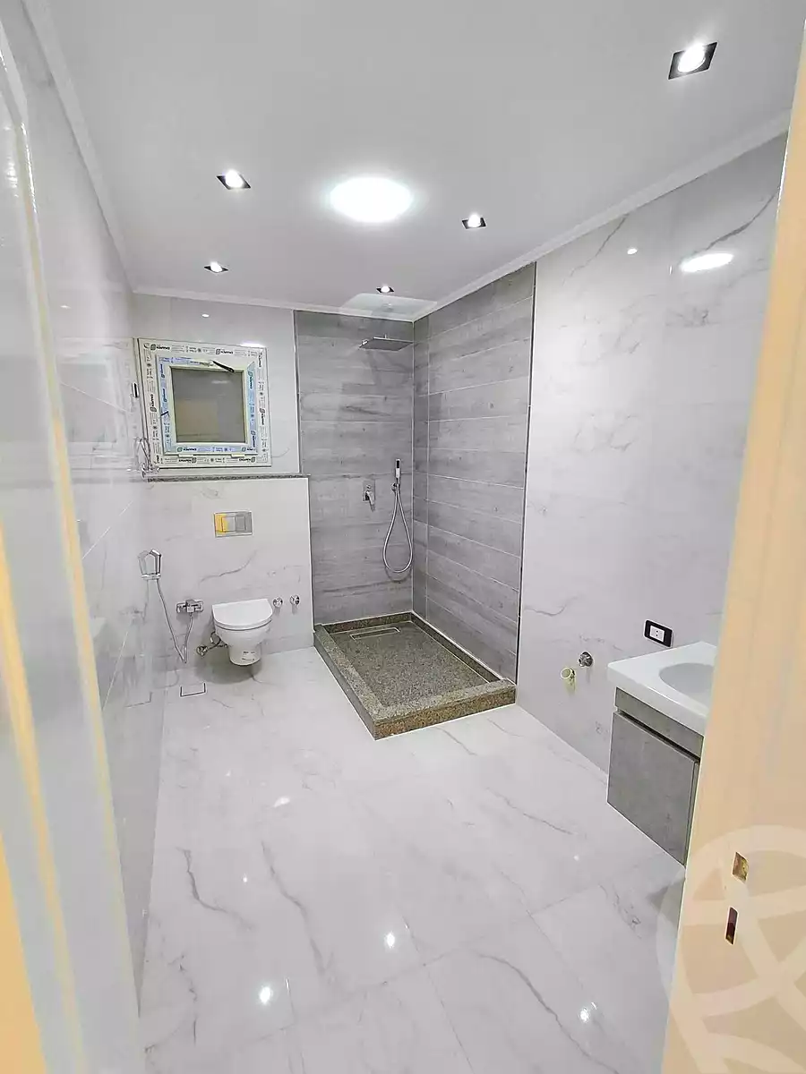 https://aqarmap.com.eg/ar/listing/7005058-for-sale-alexandria-sydy-bshr-sydy-bshr-bhry-shr-mhmwd-l-yswy