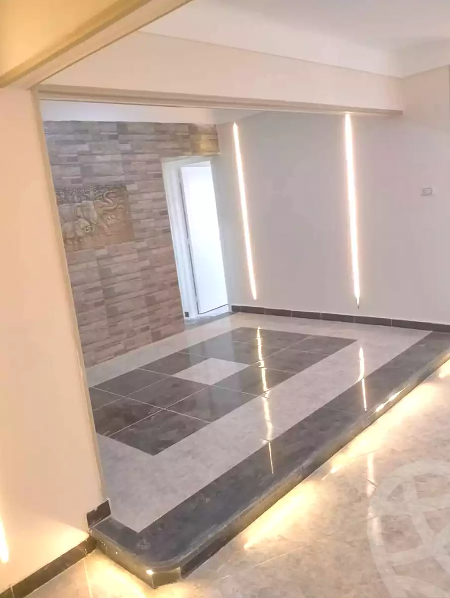 https://aqarmap.com.eg/en/listing/7005075-for-sale-alexandria-al-agamy