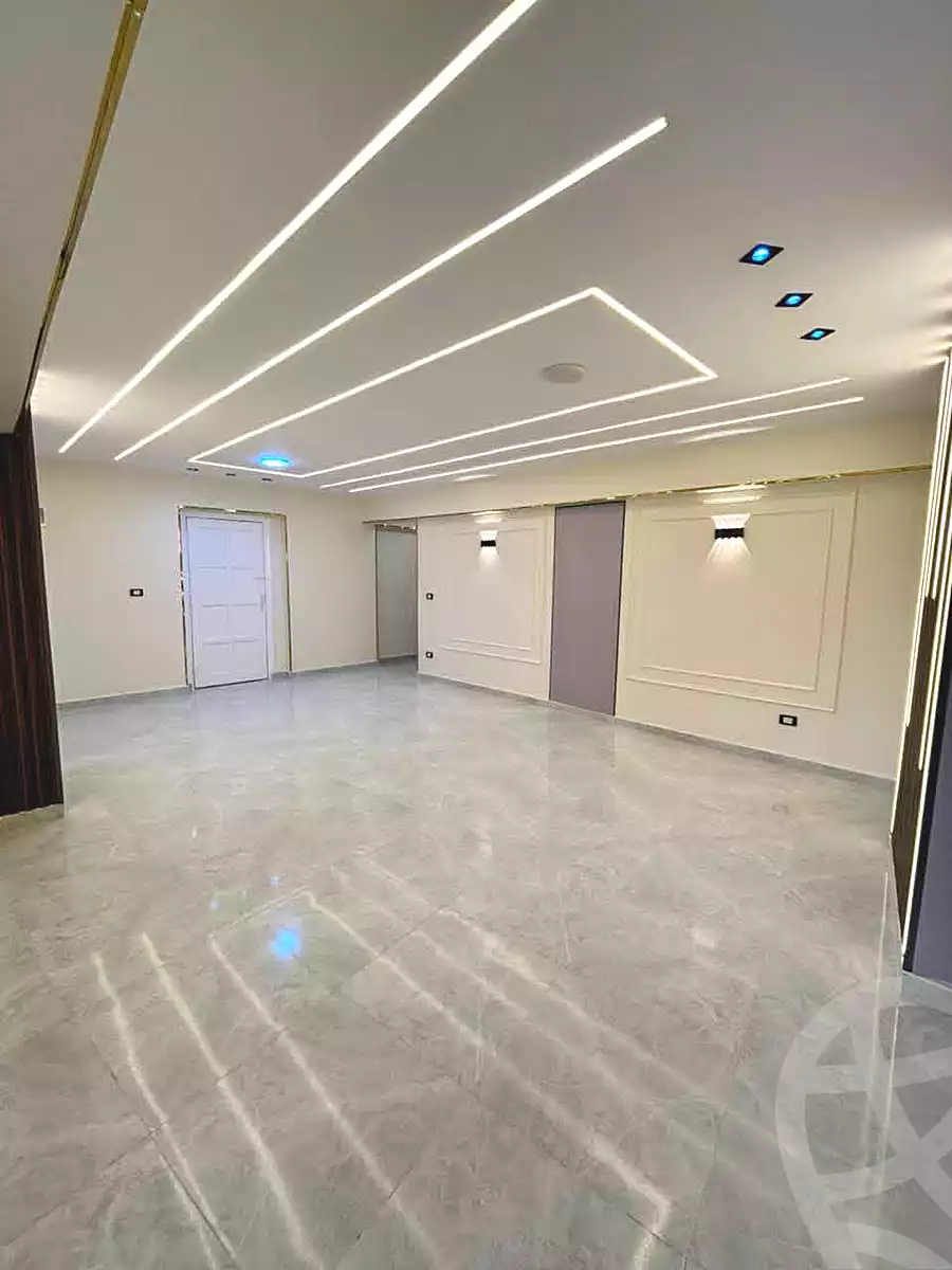 https://aqarmap.com.eg/ar/listing/7005180-for-sale-alexandria-sydy-bshr-sydy-bshr-bhry-shr-mhmwd-l-yswy