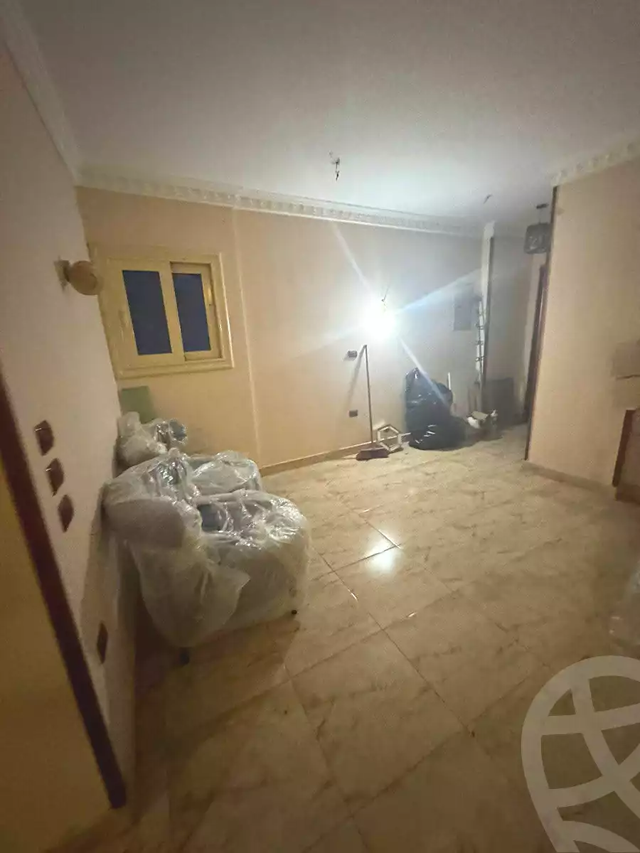 https://aqarmap.com.eg/ar/listing/7005308-for-sale-cairo-downtown-el-qasr-el-ayni