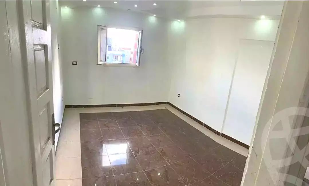 https://aqarmap.com.eg/ar/listing/7005617-for-sale-alexandria-sydy-bshr-sydy-bshr-bhry-gamal-abd-el-nasir-st