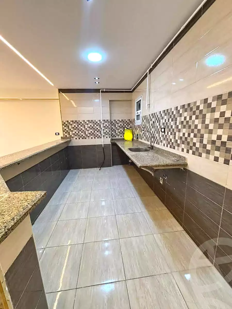 https://aqarmap.com.eg/ar/listing/7005765-for-sale-alexandria-sydy-bshr-sydy-bshr-bhry-khalil-hamada-st