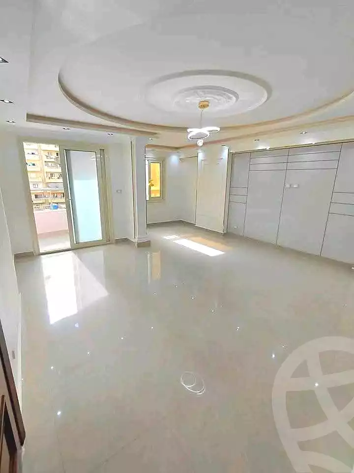 https://aqarmap.com.eg/ar/listing/7005863-for-sale-alexandria-sydy-bshr-sydy-bshr-bhry-gamal-abd-el-nasir-st