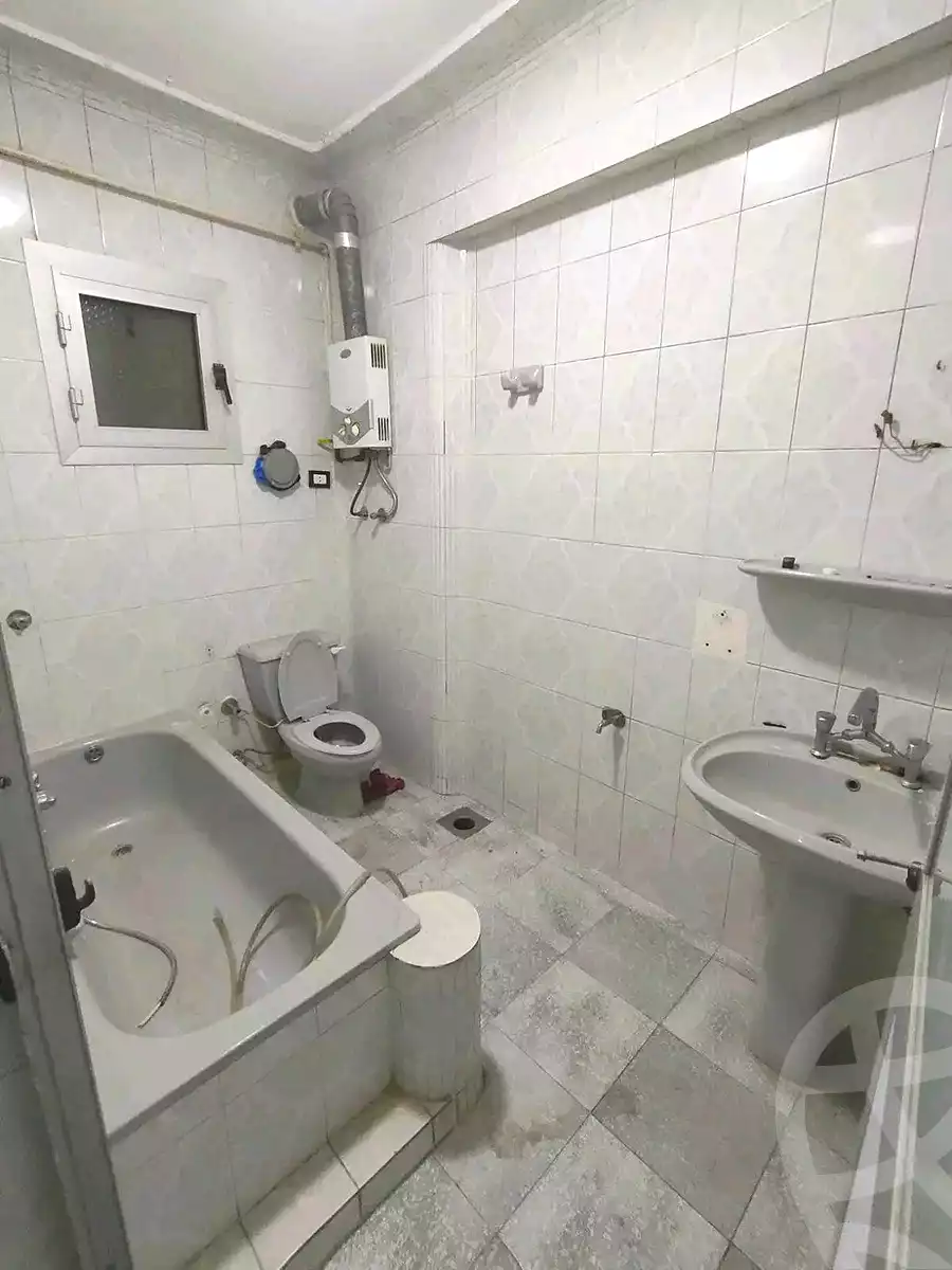 https://aqarmap.com.eg/ar/listing/7006008-for-sale-alexandria-sydy-bshr-sydy-bshr-bhry-gamal-abd-el-nasir-st