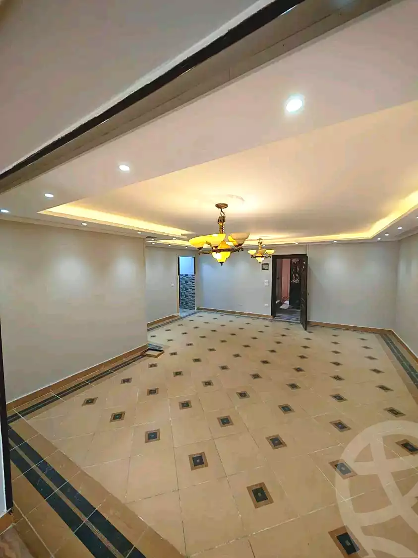https://aqarmap.com.eg/en/listing/7006050-for-sale-cairo-helwan-ahmed-enci-st
